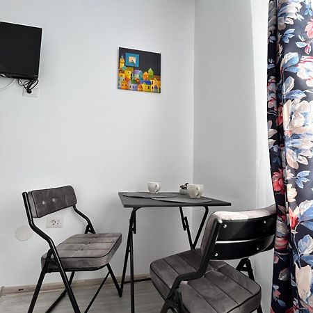 Lower Town Studio #2 Sibiu Esterno foto